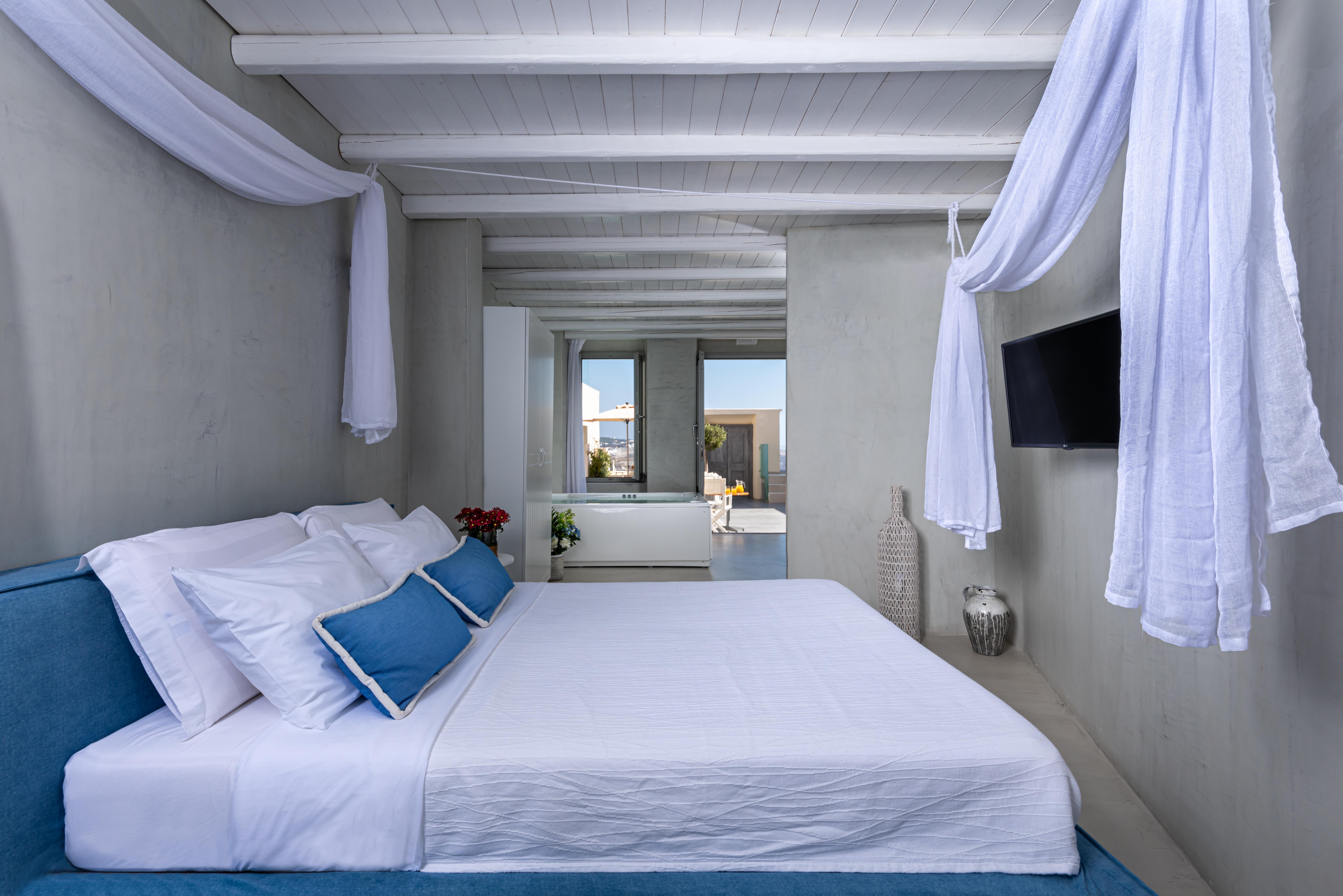 Mythical Blue Luxury Suites (Adults Only) Тира Экстерьер фото