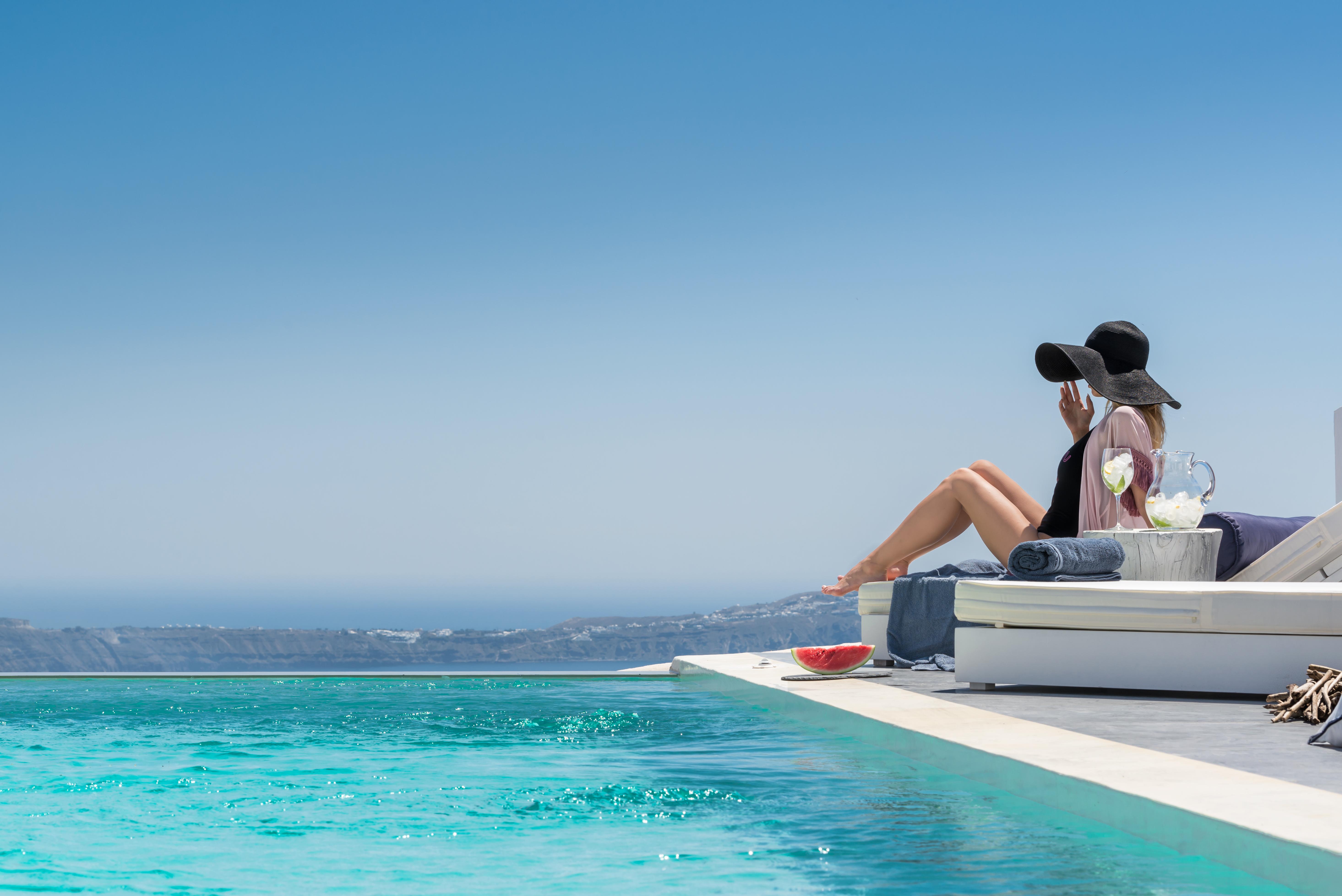 Mythical Blue Luxury Suites (Adults Only) Тира Экстерьер фото